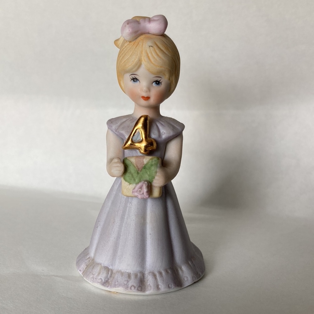 Enesco-  GROWING UP BIRTHDAY GIRLS DOLLS (set 17, birth to Sweet 16) - Picture 4 of 16